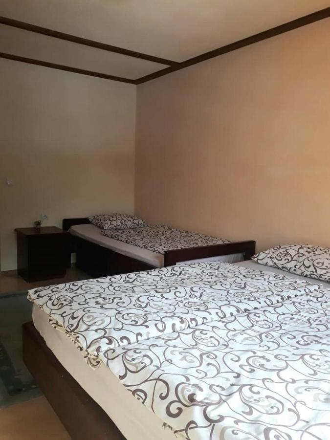 Apartments Vucko 弗拉西克 外观 照片